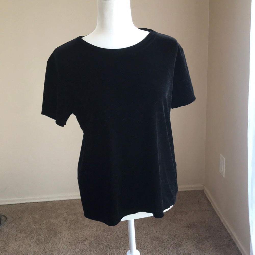 Black velvet Abercrombie top